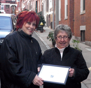 Coppola Receives Good Neighbor Award from the Clean Streets Committee